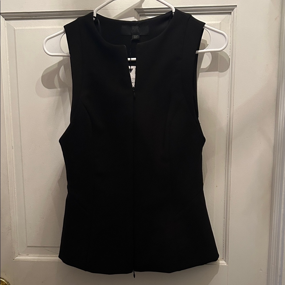 Zara Black Sleeveless Zip-Front Top